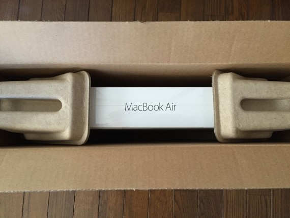 MacBook Air 購入（2/25）